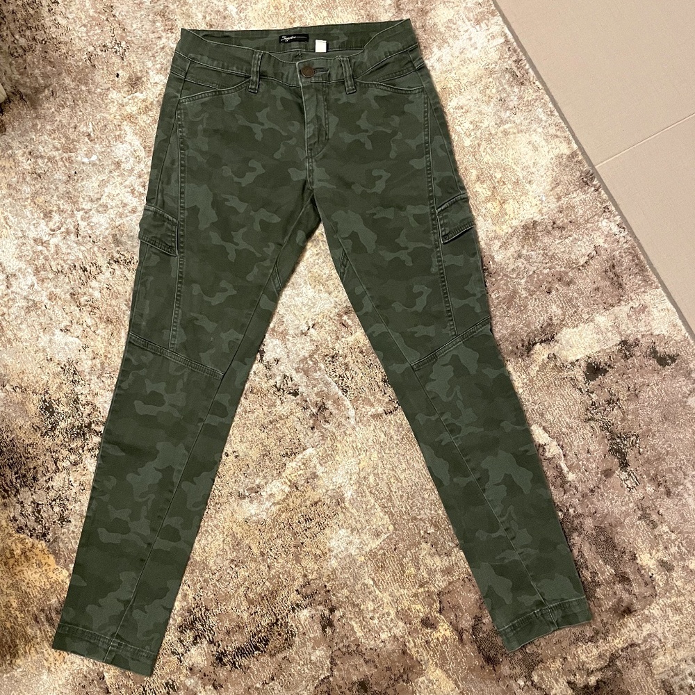 Supplies by Unionbay Women's Skinny Stretch Camo Pants